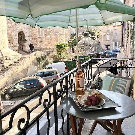 Market アンティーブ